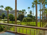 Недвижимость Villa Croix des Gardes: 1