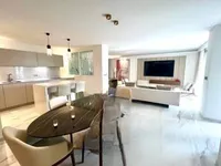 Недвижимость Villa Croix des Gardes: 8