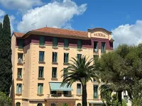 Недвижимость Residence Carnot: 12