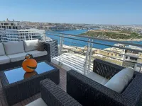 Недвижимость Sliema Seaview Retreat: 2