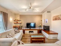 Недвижимость Pembroke Shores Apt: 2