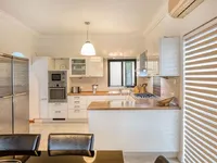 Недвижимость Pembroke Shores Apt: 7