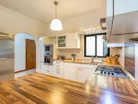 Недвижимость Pembroke Shores Apt: 9