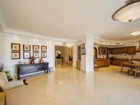 Недвижимость Portomaso Sliema Apartment: 19