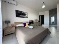 Недвижимость Southern Fgura Residences: 10