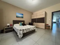 Недвижимость Southern Fgura Residences: 11