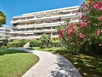 Недвижимость Villa Pointe Croisette: 17