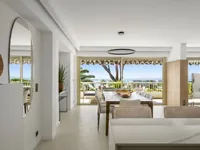 Недвижимость Villa Croix des Gardes: 1