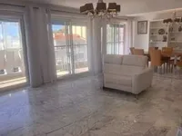 Недвижимость Villa Petit Juas: 2