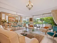 Недвижимость House Cannes: 1