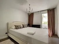 Недвижимость Villa Petit Juas: 2