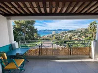 Недвижимость Villa Croix des Gardes: 1