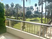 Недвижимость Villa Croix des Gardes: 1