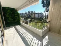 Недвижимость Villa Croix des Gardes: 27