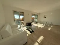 Недвижимость Villa Croix des Gardes: 1