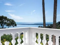 Недвижимость Villa Croix des Gardes: 1