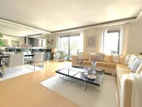 Недвижимость Villa Croix des Gardes: 1