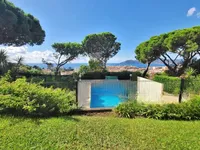 Недвижимость Villa Croix des Gardes: 1