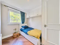 Недвижимость Finborough Road: 2