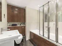 Недвижимость Cathcart Road: 9