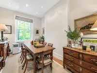 Недвижимость Cathcart Road: 16