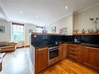 Недвижимость Embankment Gardens: 2