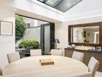 Недвижимость Roland Way: 26