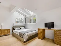 Недвижимость Sydney Street: 4