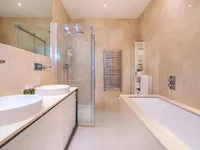 Недвижимость Draycott Place: 2