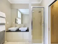 Недвижимость Langton Street: 3