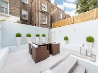 Недвижимость Langton Street: 10