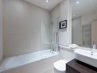 Недвижимость Roland Gardens, South Kensington: 4