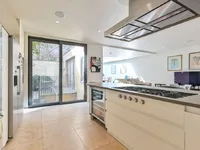 Недвижимость Roland Way, South Kensington: 1