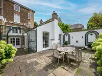 Недвижимость Netherton Grove: 1