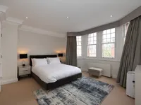 Недвижимость Egerton Gardens: 7