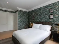 Недвижимость Egerton Gardens: 8