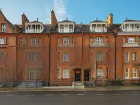 Недвижимость Tite Street: 9