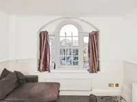 Недвижимость Albion Avenue: 1