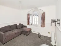 Недвижимость Albion Avenue: 13