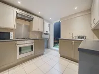 Недвижимость Wightman Road: 10