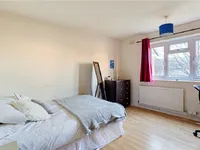 Недвижимость Bedser Court, Clarence Walk: 3