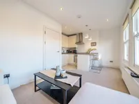 Недвижимость St Johns Hill, Battersea: 3