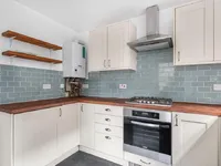 Недвижимость Coldharbour Lane: 3