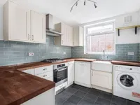 Недвижимость Coldharbour Lane: 8