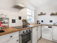 Недвижимость Old Castle Street: 9