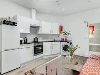 Недвижимость Cambridge Avenue, Kilburn: 4