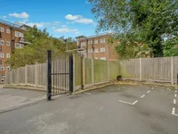 Недвижимость Dollis Hill Lane: 5