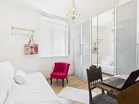 Недвижимость Трехкомнатная квартира, Центр: 7