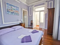 Недвижимость Трехкомнатная квартира Центр: 9