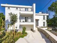 Недвижимость Семейный дом 313 м², Опатия: 5